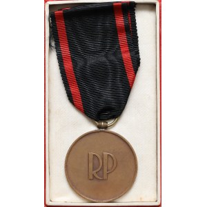Medal Niepodległości, Gontarczyk - oryginalne pudełko