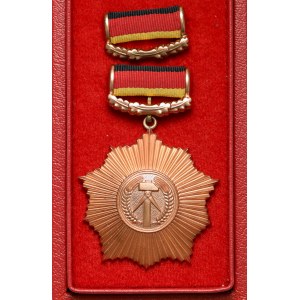 Niemcy, DDR, Order Zasługi Ojczyzny