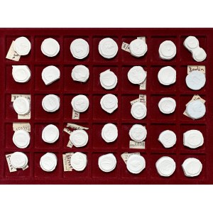 Lot of 121 gypsum casts of Republican and Roman denarii 