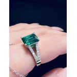 RING WITH LAB GROWN EMERALD AND DIAMONDS - RNG30301