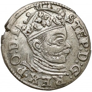 Stefan Batory, Trojak Ryga 1583 - mały naramiennik