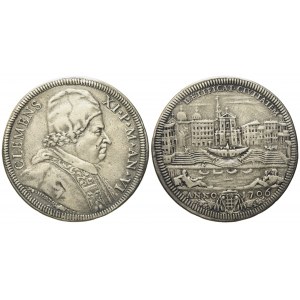 STATO PONTIFICIO. Roma. Clemente XI (1700 - 1721). Mezza piastra 1706 Porto di Ripetta. Ag (15,79 g; 38,6 mm)