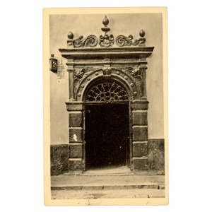 Warszawa - Rynek Starego Miasta, portal kamienicy Ks. Mazowieckich (2246)
