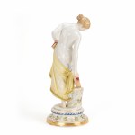 Meissen figurine 'After the bath'