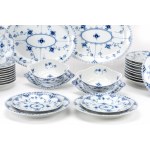 Royal Copenhagen dinner service 'Musselmalet'