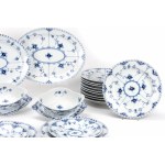 Royal Copenhagen dinner service 'Musselmalet'
