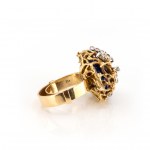 Design enamel diamond ring