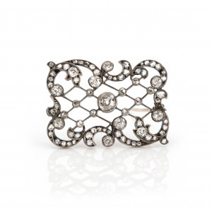 Vikotrian diamond brooch