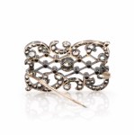 Vikotrian diamond brooch