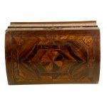 Casket inlaid with precious wood, 19th century (142)