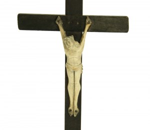 Cross with Christ, on a wooden base. 18th/19th century (614)