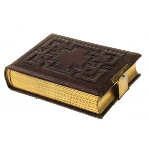 Photo album for portrait photographs. Made by Zakład Reprodukcyi Art. Fotomechanicznej Zorza in Cracow (388)