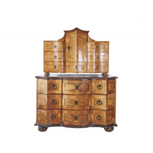 Baroque chest of drawers, 18th century, veneered and inlaid