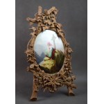 Miniatura “Dziewczyna na tle gór”, porcelana, XIX w.