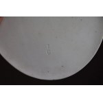 Miniatura “Dziewczyna na tle gór”, porcelana, XIX w.