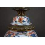 Öl-/Elektrolampe, Imari, Japan, 18. Jahrhundert, vergoldete Bronze, Frankreich, Mitte 19.