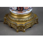 Öl-/Elektrolampe, Imari, Japan, 18. Jahrhundert, vergoldete Bronze, Frankreich, Mitte 19.