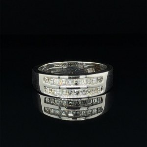 14K WHITE GOLD RING 6.80 GR WITH DIAMONDS - RNG30605