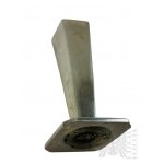 Metalowy Puchar o Geometrycznej Formie