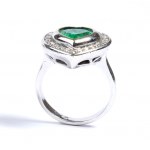 Gold emerald diamond ring