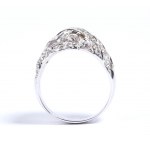 Goldring mit durchbrochenem Diamantband