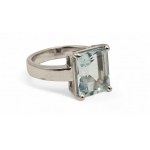 Gold-Aquamarin-Ring