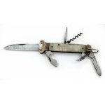 Four Folding Knives/Soubor čtyř zavíracích nožů