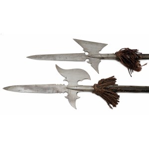 Two halberds, historicism in the style of the 17th century/Dvě halapartny, historismus ve stylu 17. století