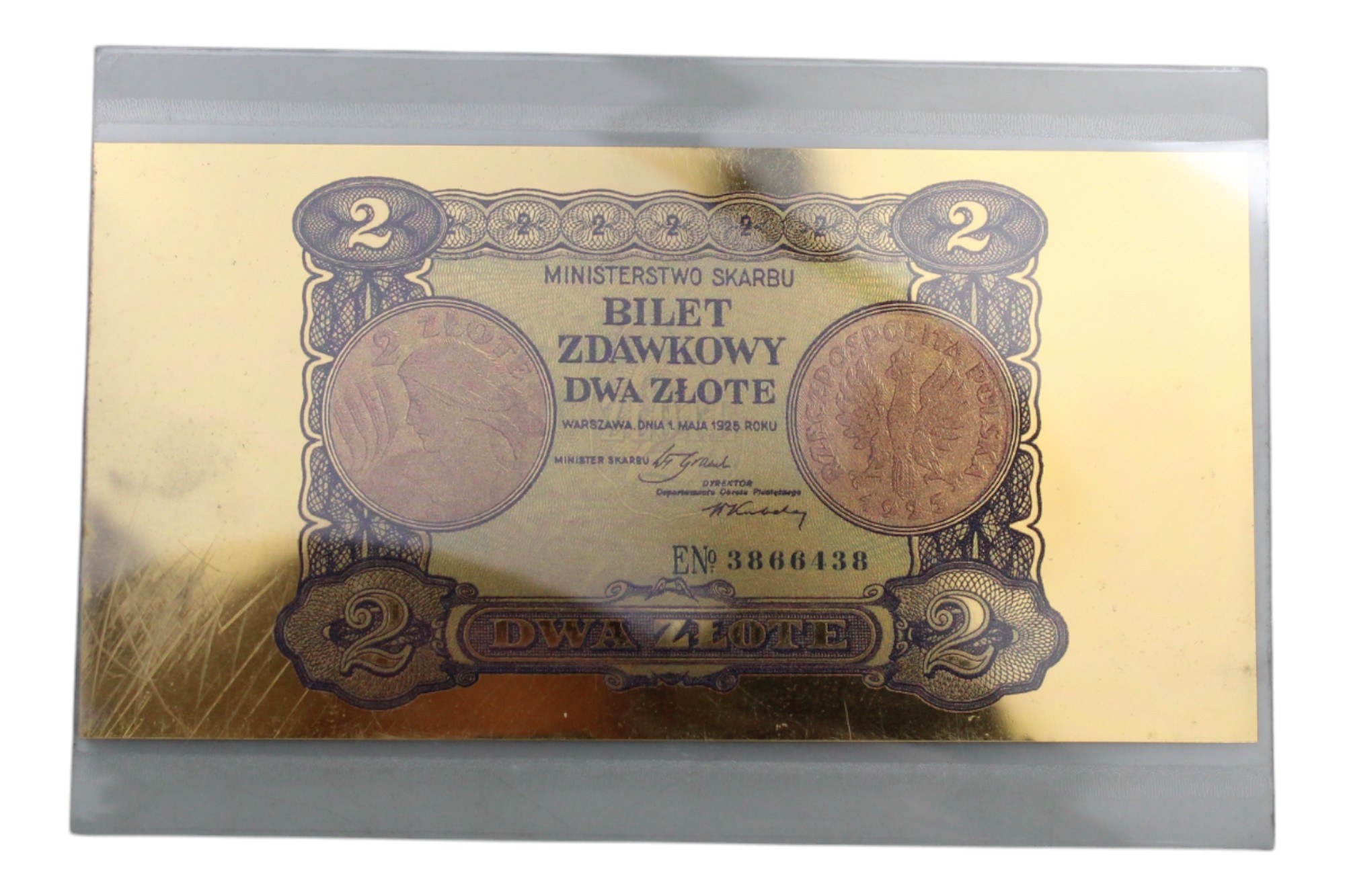 W Skarbonce Joli Są Banknoty