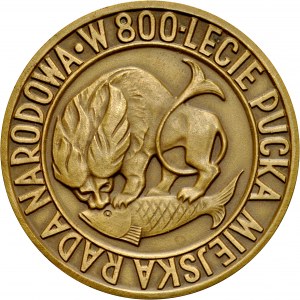 Medal autorstwa I. Popina z 1960 roku, poświęcona 800-leciu miast Pucka.
