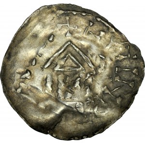 Denar, nieokreślona imitacja denara typu ratyzbońskiego, Av.: Kapliczka, imitacja napisu, Rv.: Krzyż, imitacja napisu.