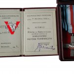 Powstanie Warszawskie Warszawski Krzyż Powstańczy NADANIE POŚMIERTNE NA UBEKA CIEKAWOSTKA