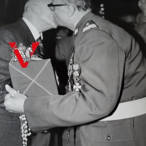 General Witucki and Jan Nowak Jezioranski Distinctions Larger Photo