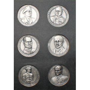 11 sztuk - TWO - zestaw medali Towarzystwo Wiedzy Obronnej