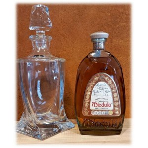 Oryginalna Leżakowana Miodula® Prezydencka 0,5L 40%, w zestawie z elegancką karafką Bohemia