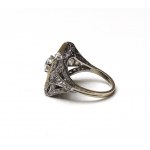 Pierścionek Art-Deco - diamenty i onyx