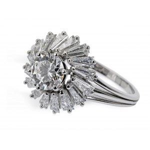 Anello con diamante