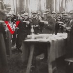 Bydgoszcz Oficerowie i Damy Spożywają Posiłek w Lesie po Biegu Myśliwskim, Polowanie , 1928,