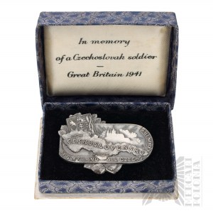 WW2 Badge  In Memory of Czechoslovak Soldier 1941 - Original Box.