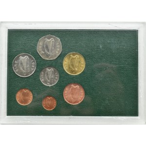 Irlandia, set monet obiegowych w etui 1982-1988