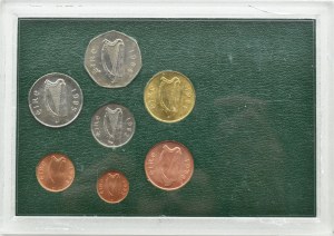 Ireland, set of circulation coins in case 1982-1988