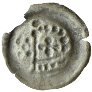Teutonic Order, broad brakteat (1236-1248), arm with pennant and 5 balls on the left side, Torun