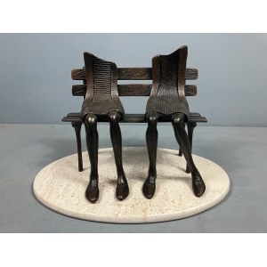 Krzysztof Kizlich, Girls on the bench, 2024