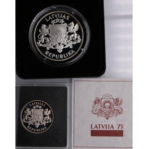 Latvia 10 Latu and 2 Lati 1993 (2)