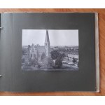 Album ze zdjęciami Olsztyna wykonanymi przez Jana Bułhaka z dedykacją Jana Bułhaka dla Zygmunta Robla pierwszego wojewody mazurskiego w latach 1946-47 r.