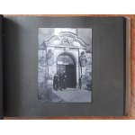 Album ze zdjęciami Olsztyna wykonanymi przez Jana Bułhaka z dedykacją Jana Bułhaka dla Zygmunta Robla pierwszego wojewody mazurskiego w latach 1946-47 r.