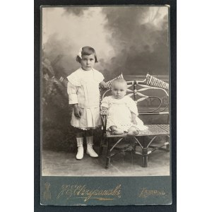 Photographie en carton. Enfants. ZAMOŚĆ.