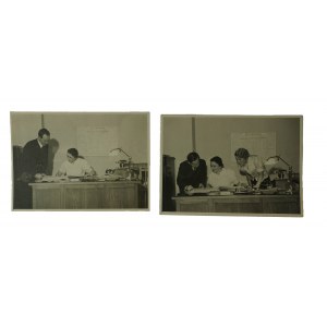 Banque PKO à Paris ensemble de 2 photographies de situation - travail au bureau, années 1930, photo W. Machała Paris VIII