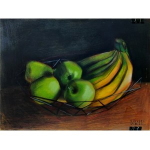 Konrad Rykała, Apples and bananas in a wire bowl / 2024