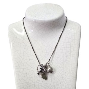 Chain with pendants